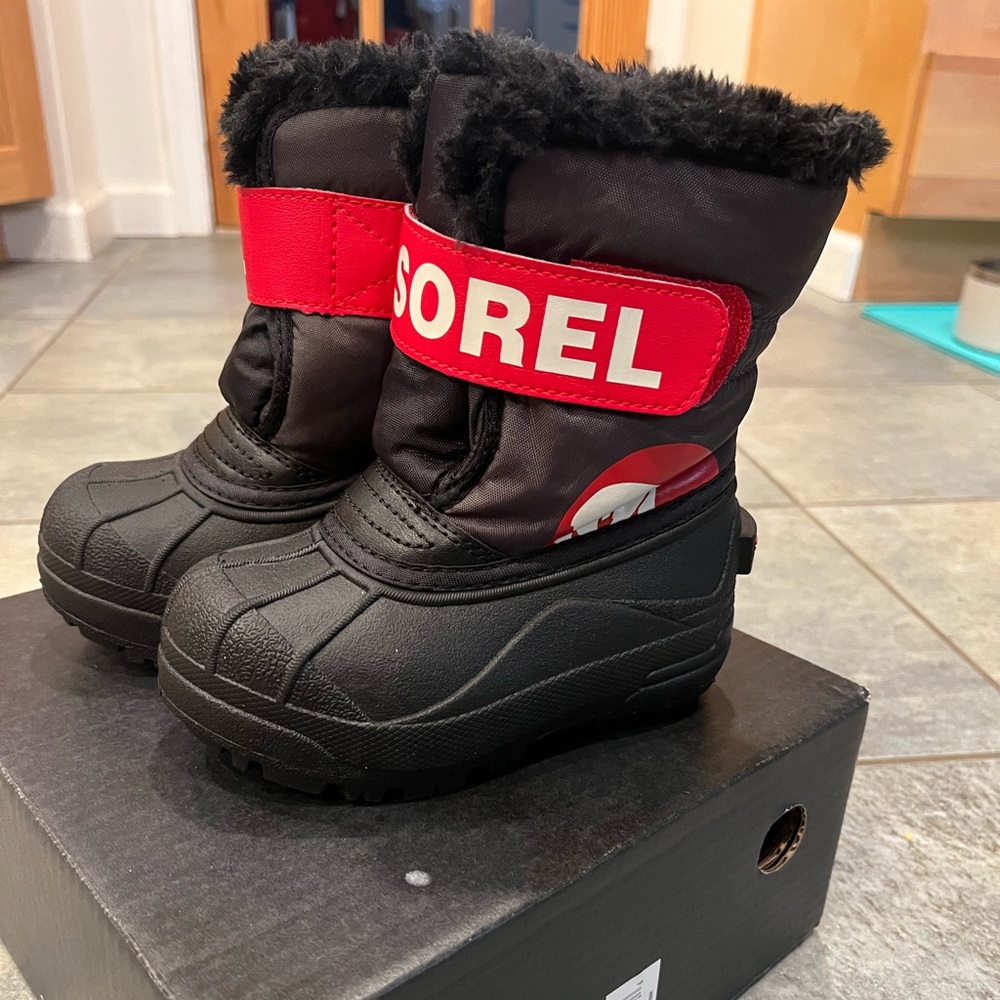 Sorel Children's Snow Commander Boots - Black and Bright Red